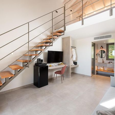 Reveli Suites Кателиос Экстерьер фото