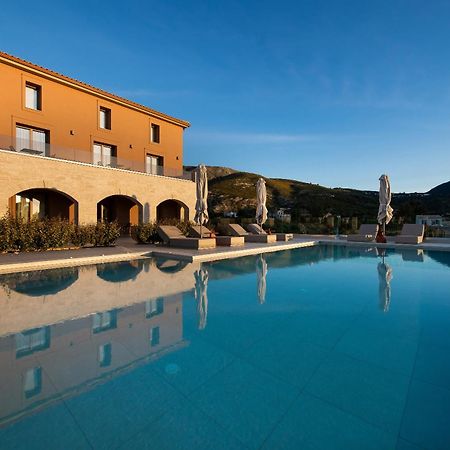 Reveli Suites Кателиос Экстерьер фото